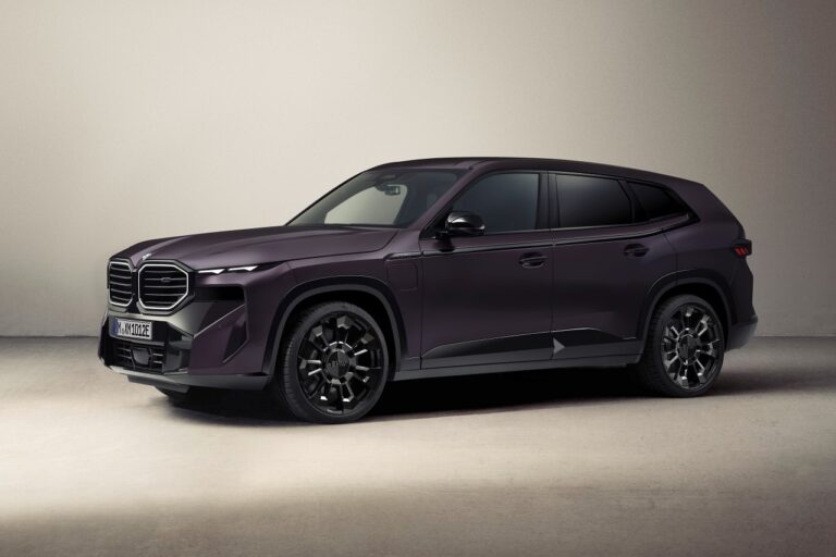 01_P90582543_highRes_the-2025-bmw-xm-by-k.jpg