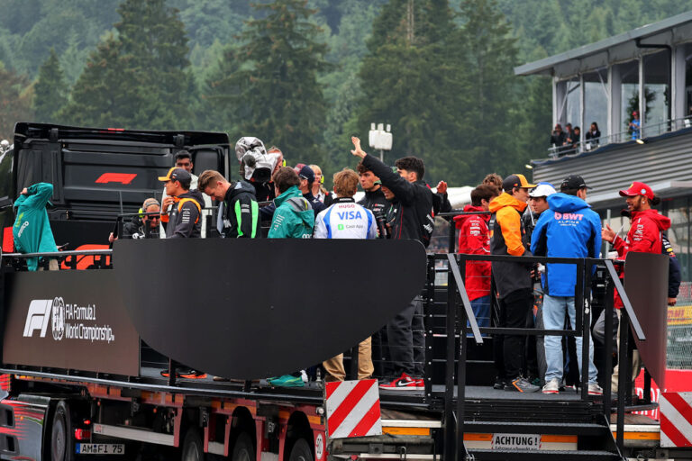 2025R13Belgium-drivers-parade-XPB1.jpg