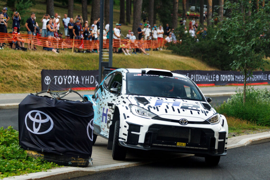 H2_Rally2_09FIN25tb204.jpg