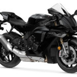 yzfr1-race.jpg